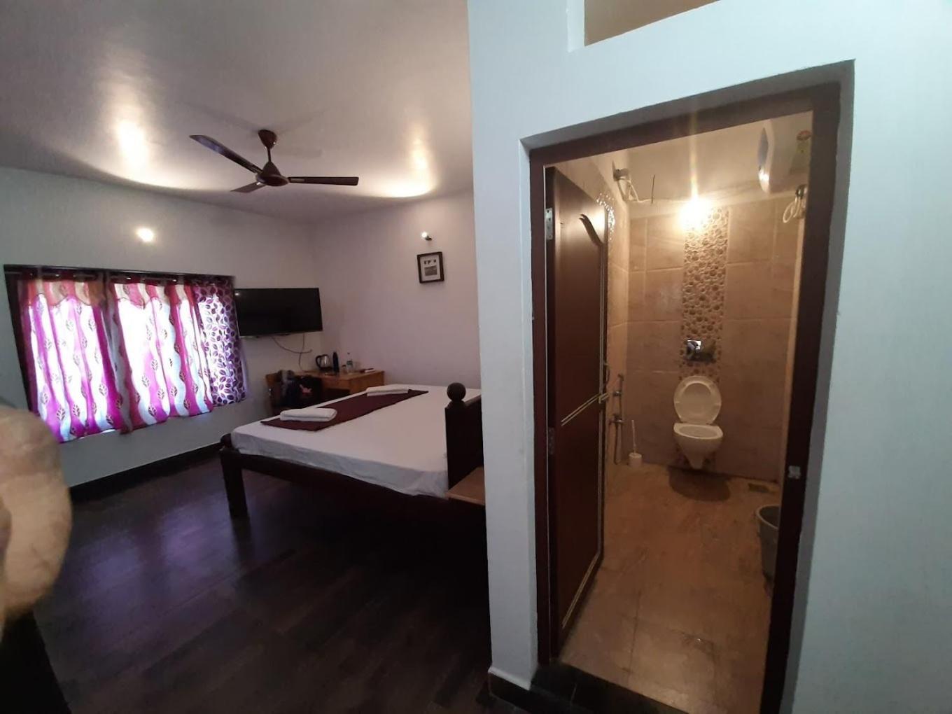 The French Villa Elite Puducherry Exterior foto